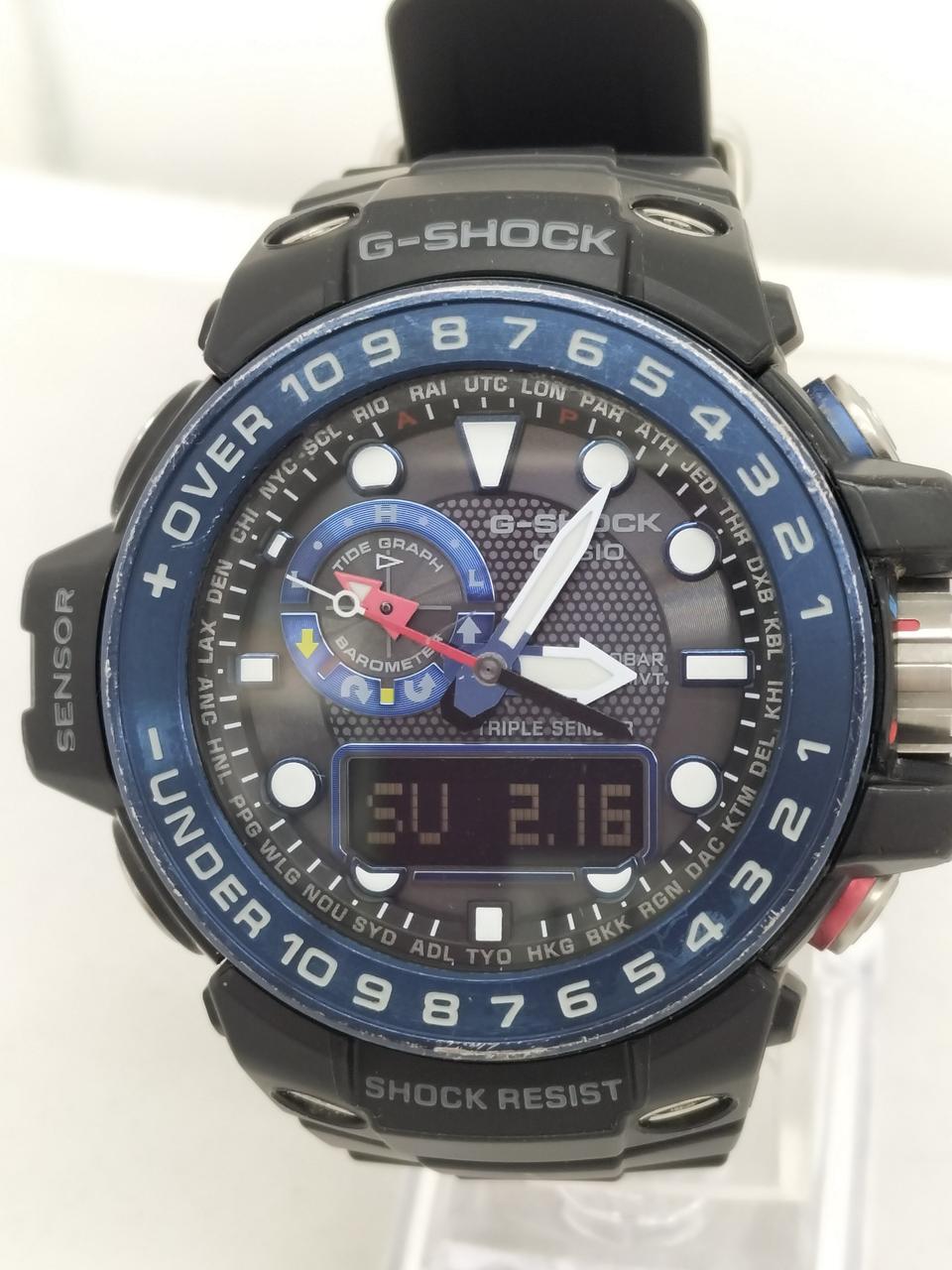 周りに擦り傷あります。