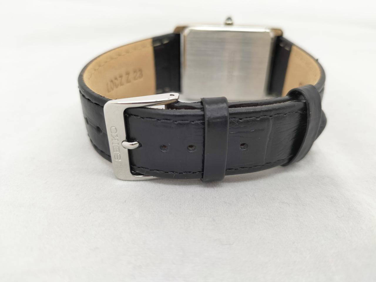 腕周り約14cm〜19.5cm