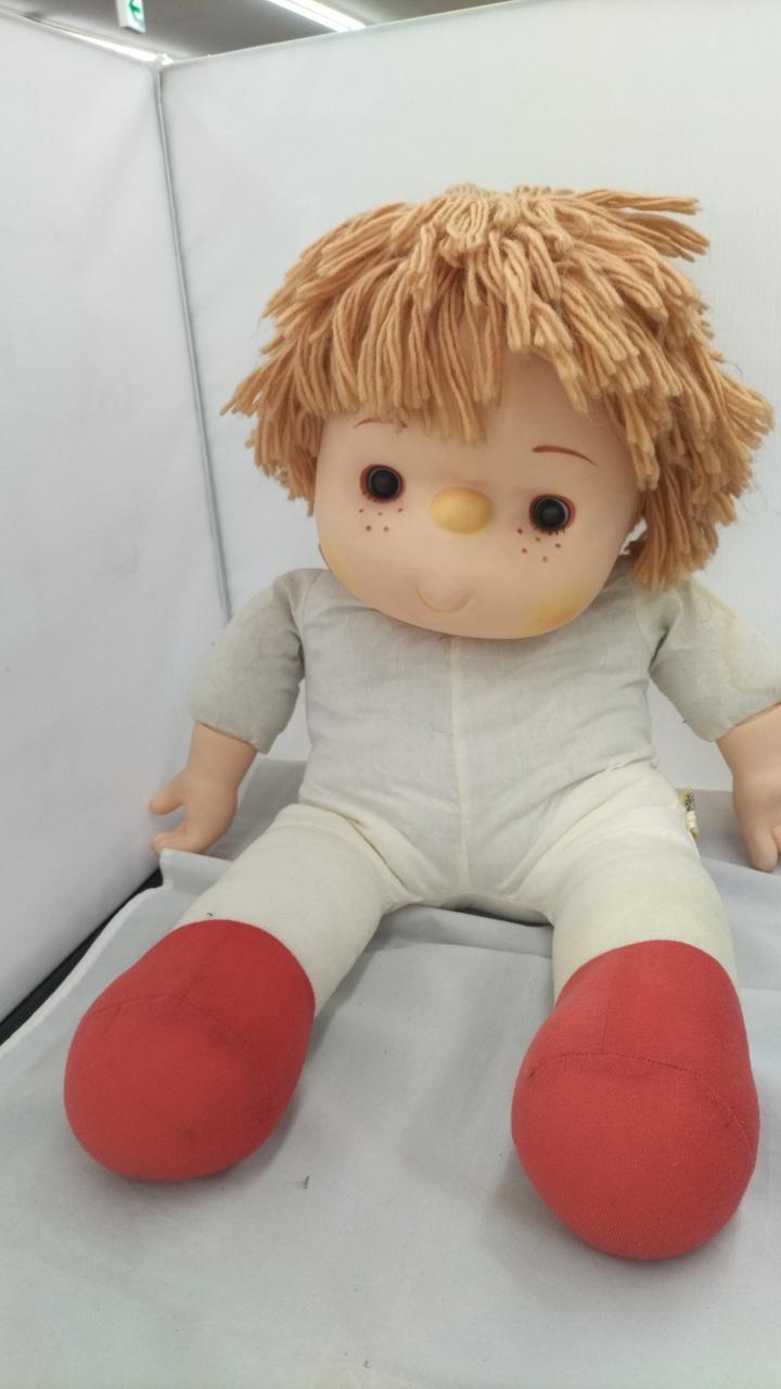 全体的に汚れシミあります