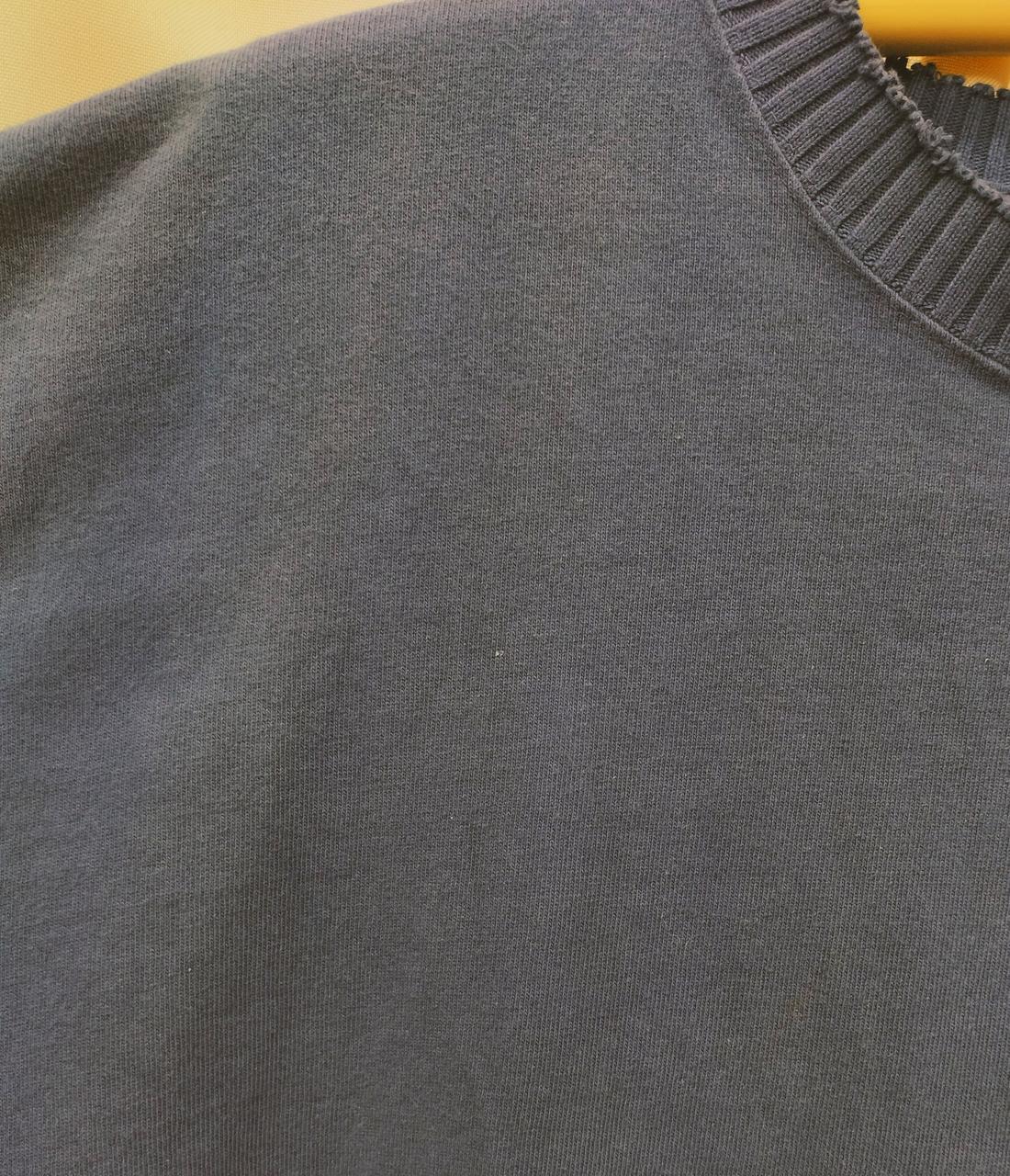 うっすらと日焼けしています