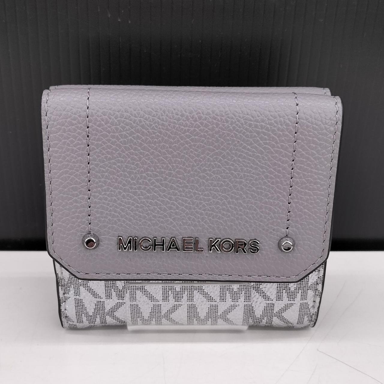 少々型崩れあり