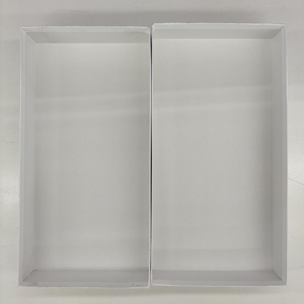 外箱、傷汚れあり