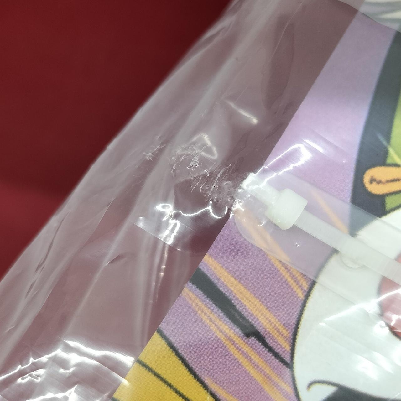 袋 キズ、少々白くくすんでいるようです。