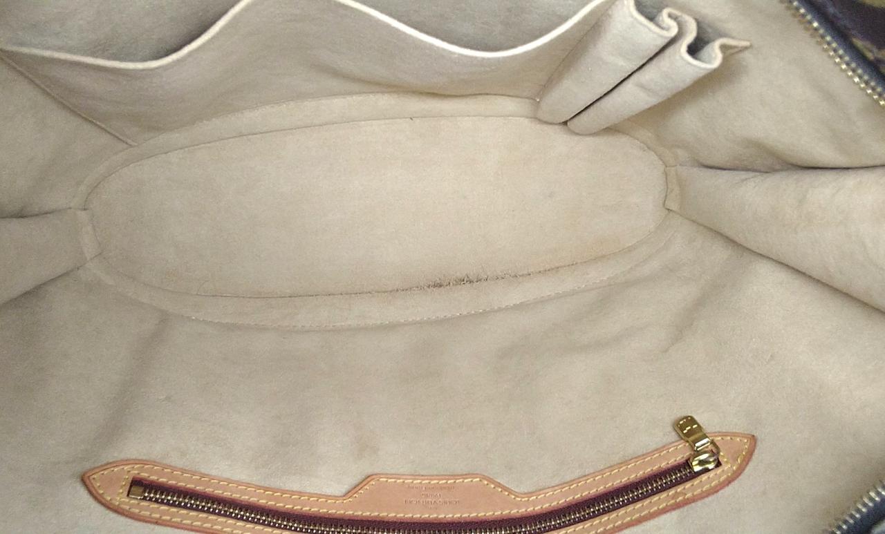 バッグ内底　染み削れあり