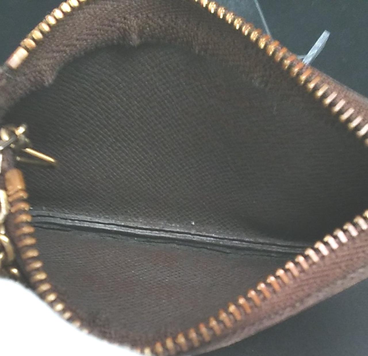 コインケース内