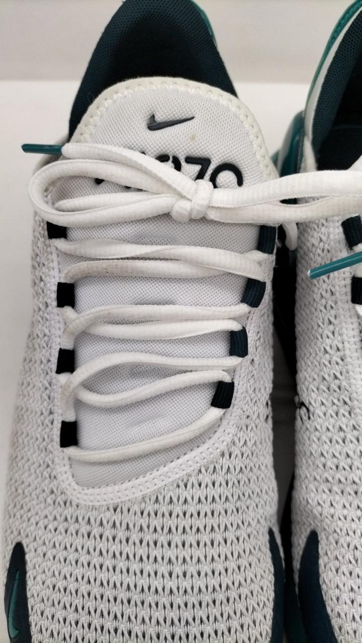 紐汚れ有ります