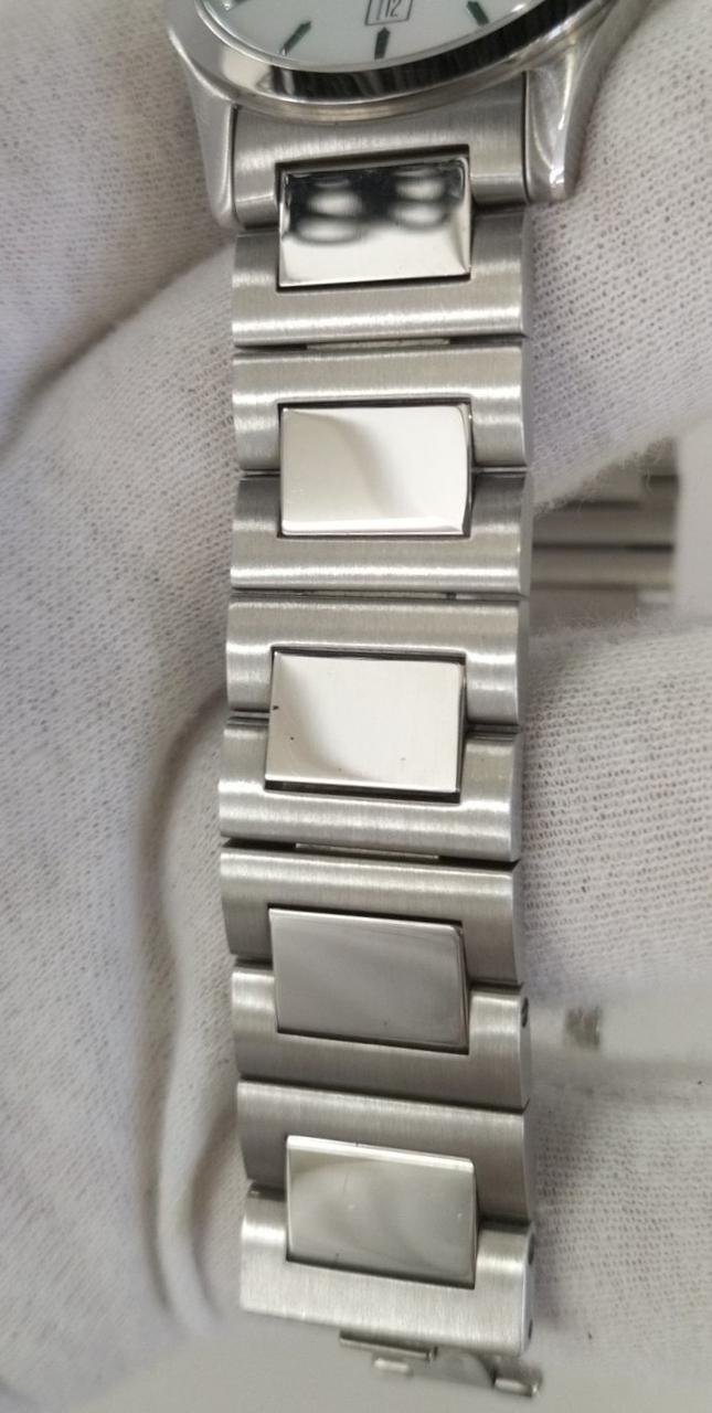 バンド小キズ有