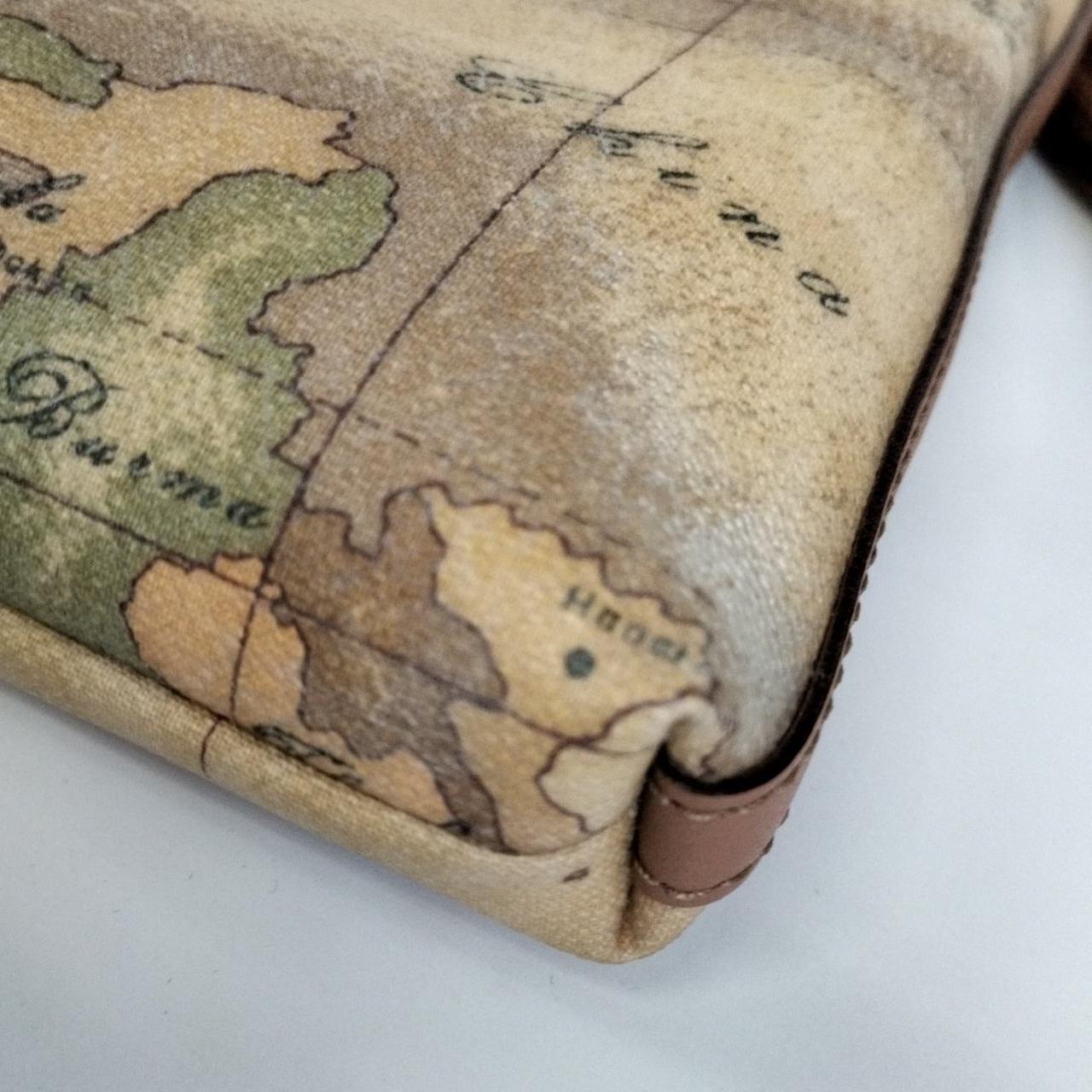 角に擦れ有ります