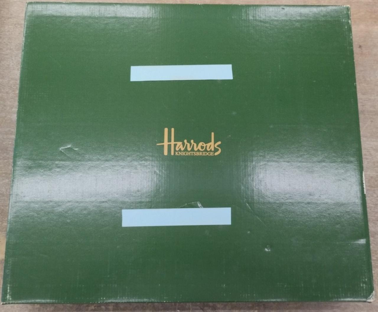 ダメージ多い、シール貼ってあります