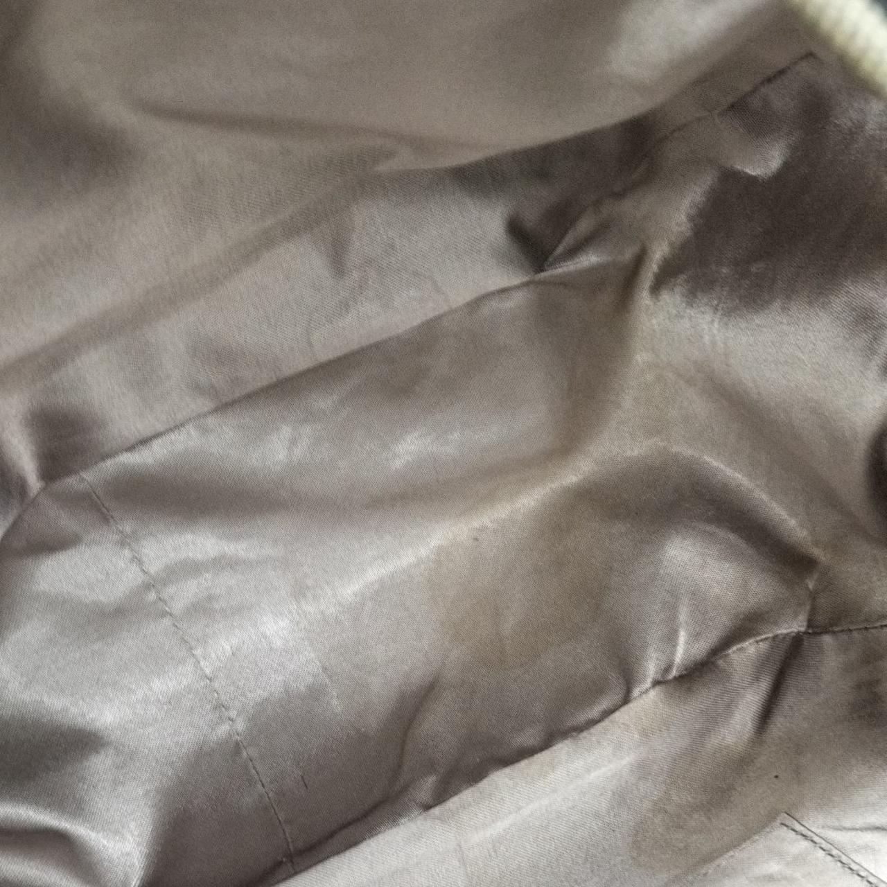 内側シミ有ります