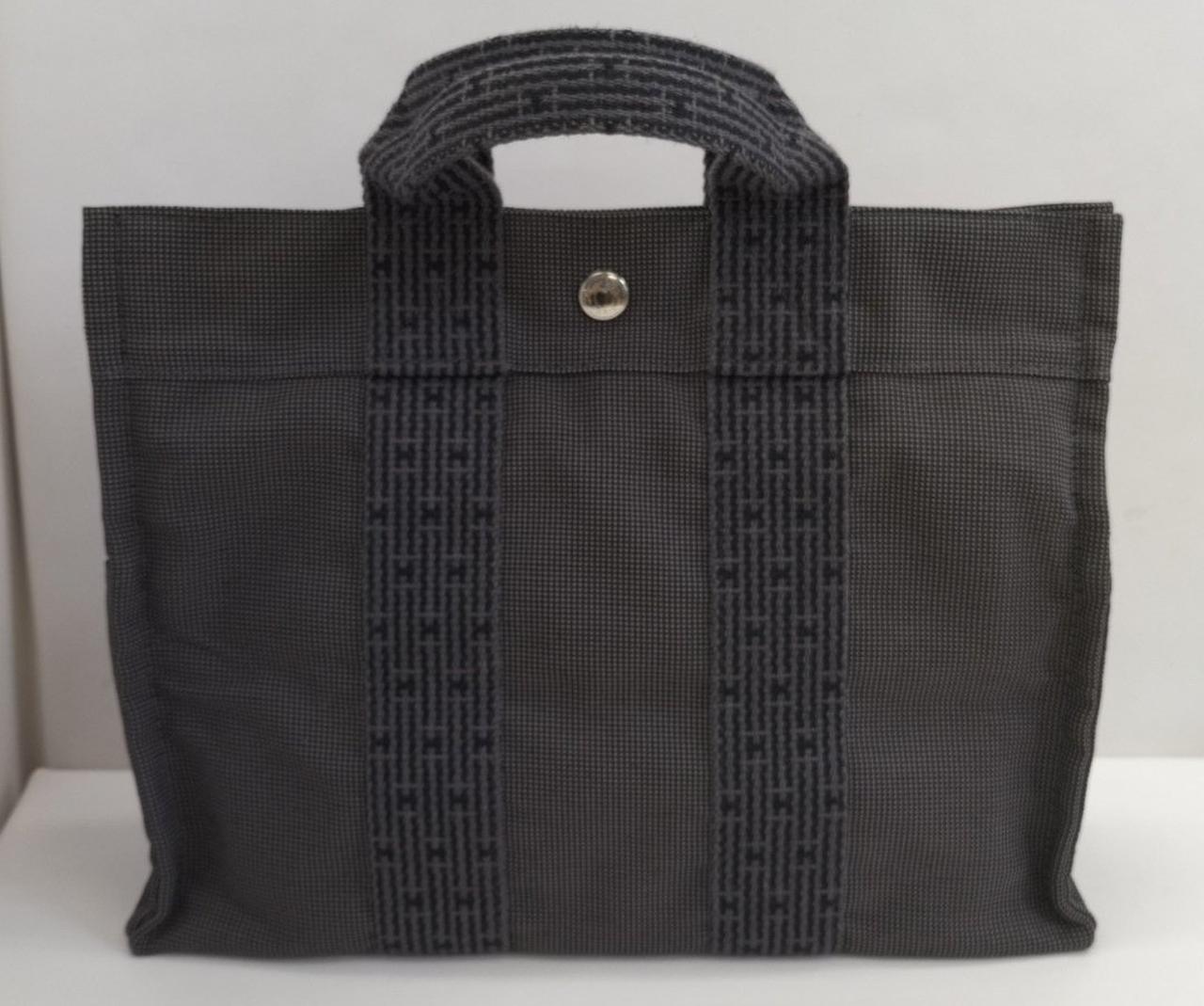 ファスナー傷みで滑りが悪いです