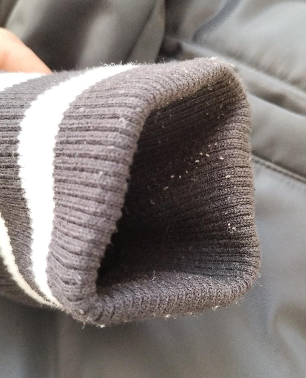 袖内側毛玉あり