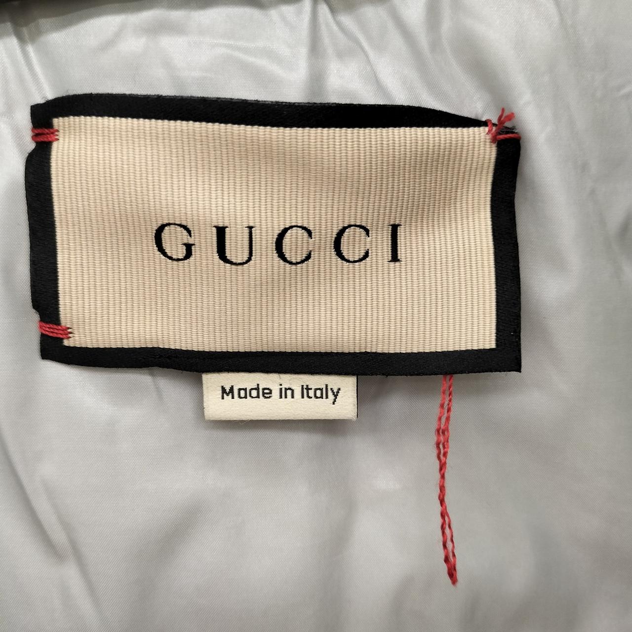 タグ糸ほつれあります。