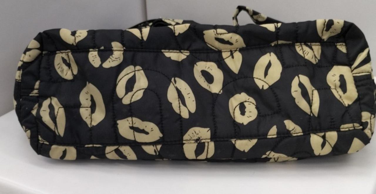 折りたたんで発送します