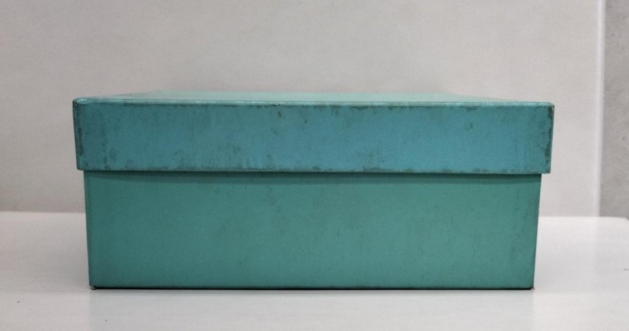 箱傷み有ります