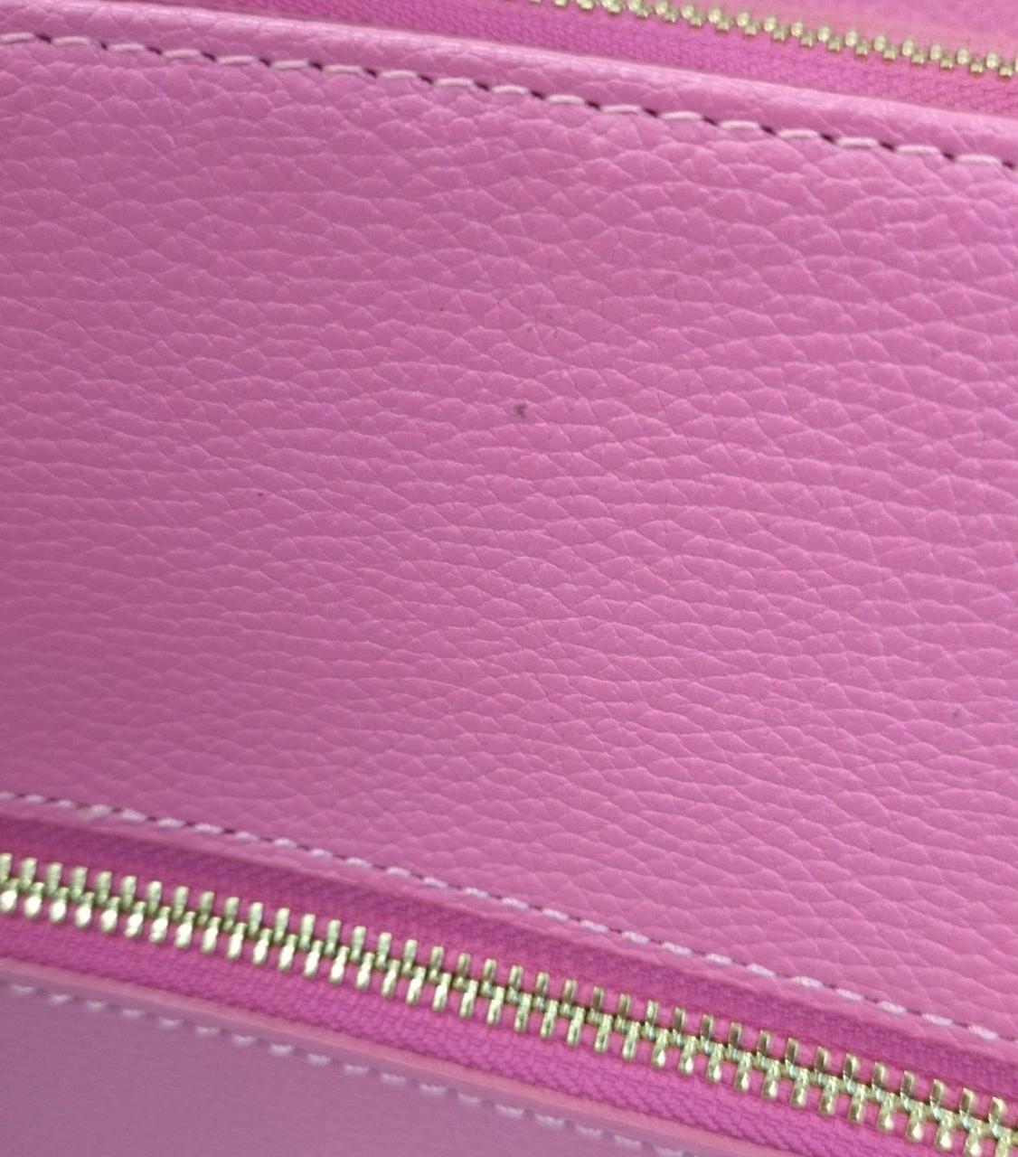 小さな汚れ有ります