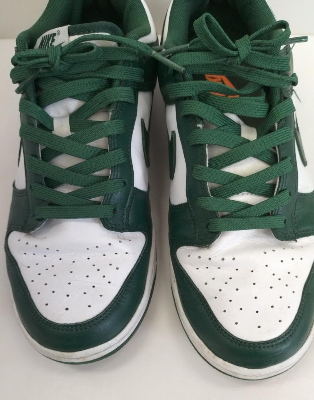 汚れ、型崩れあり