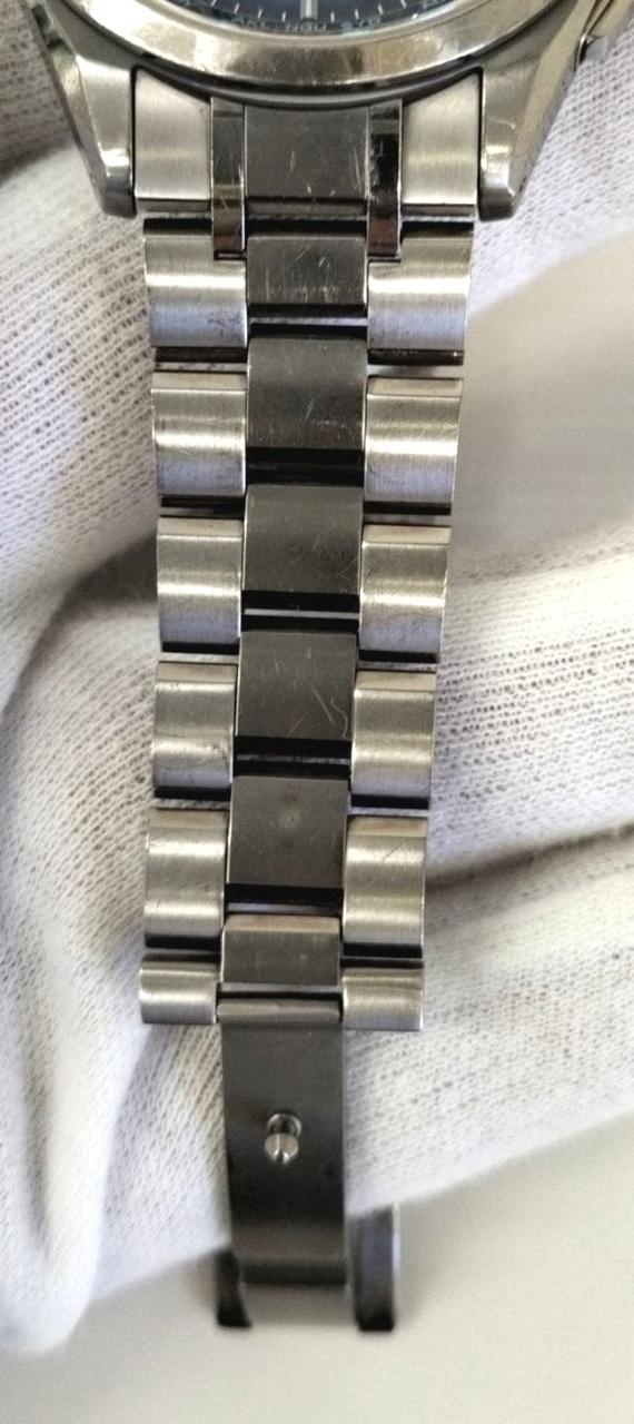 ベルト全体的にキズ有