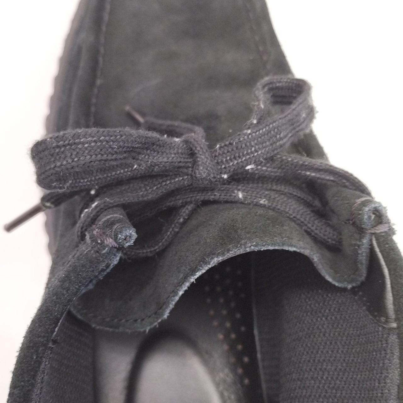 靴紐傷み有ります