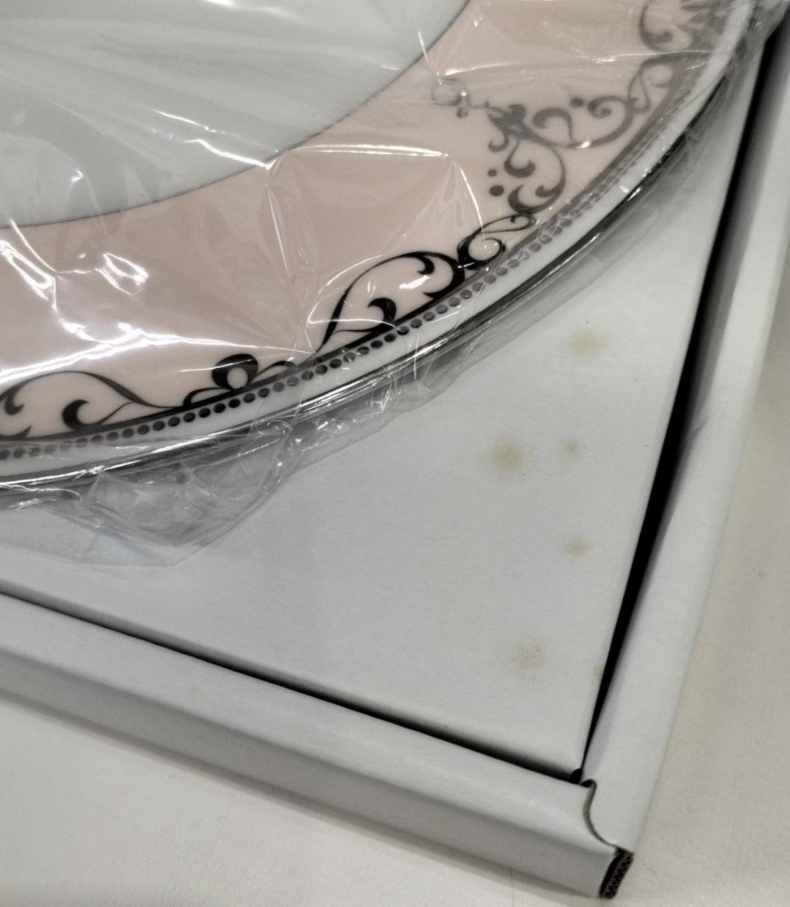 箱に汚れあります