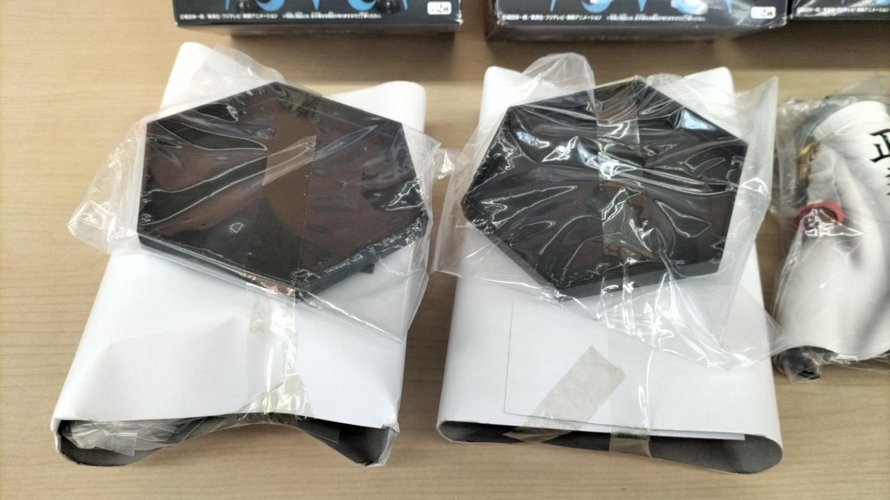 テープ変色あります