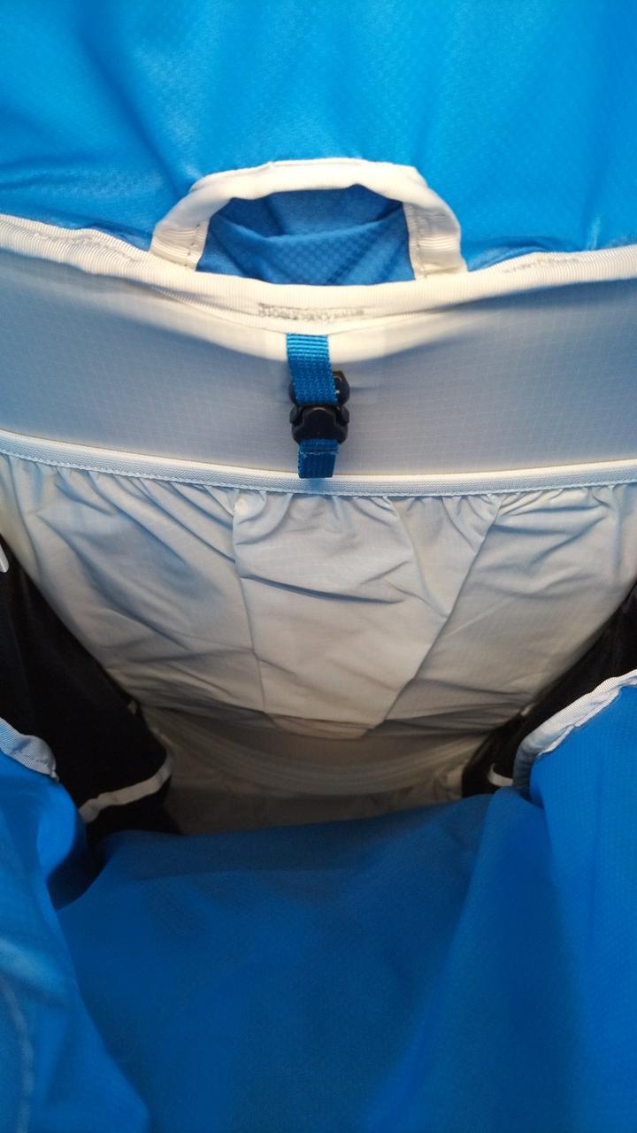 メインルーム内