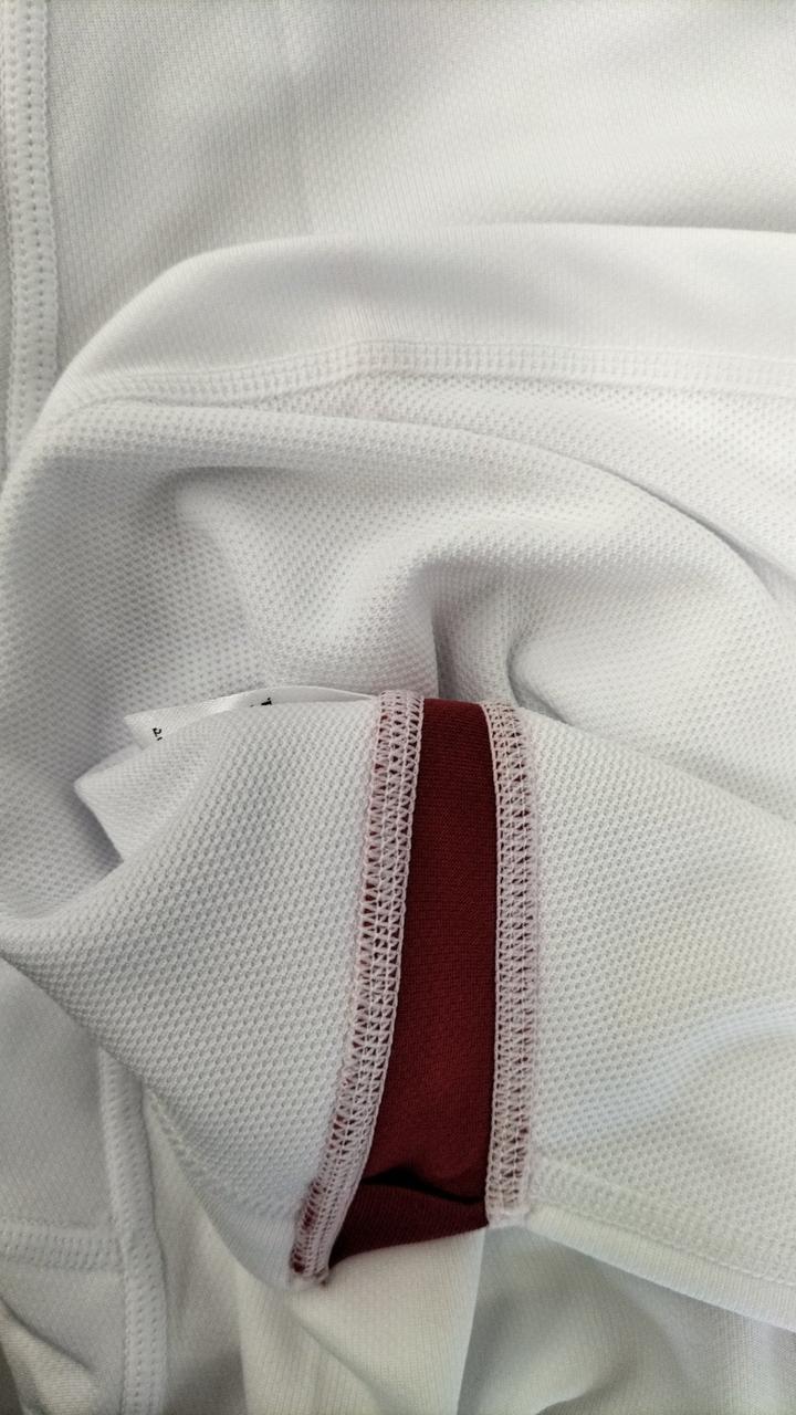 左右同様に色移りあり