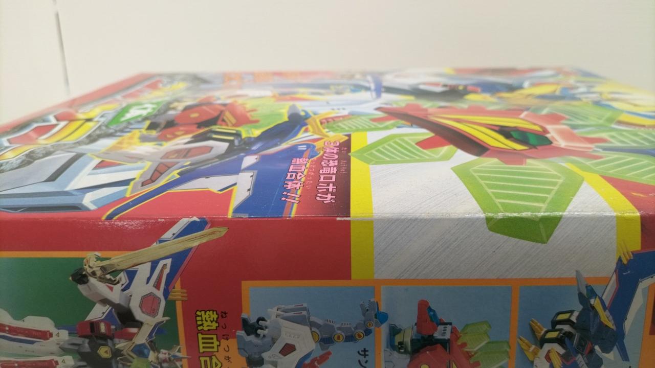 水跡あります。変形あります。