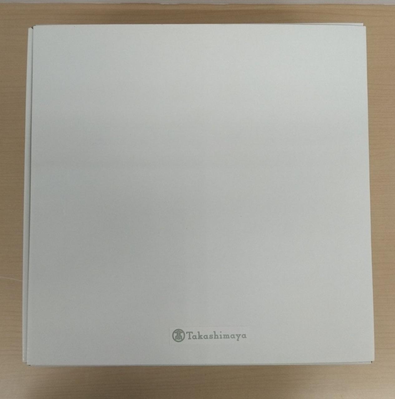 箱キズ汚れスレシール跡あります