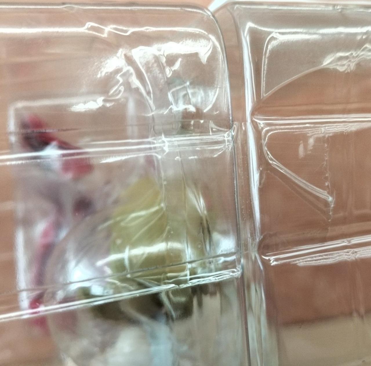 テープ止めあり