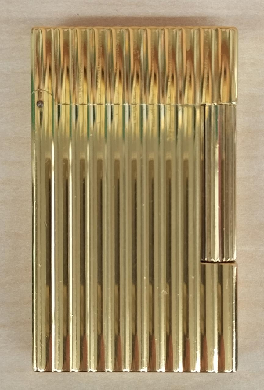 全体にキズあります