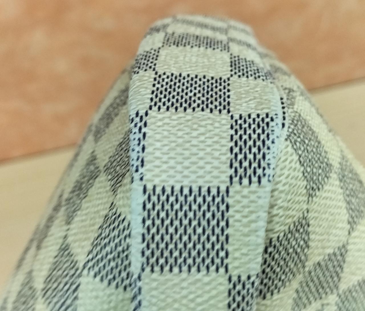 変色や角スレあります