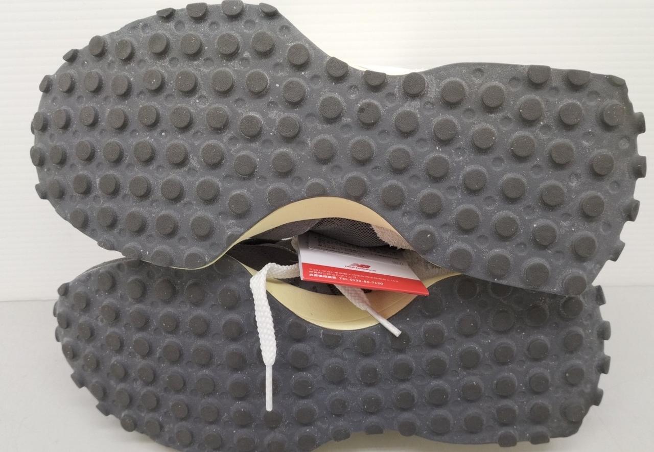 全体的に粉吹きあります