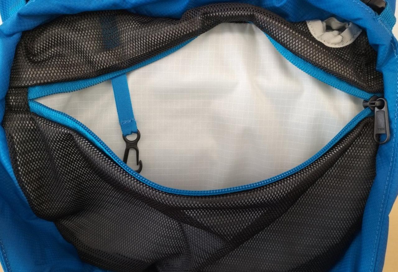 上蓋裏部分ポケット