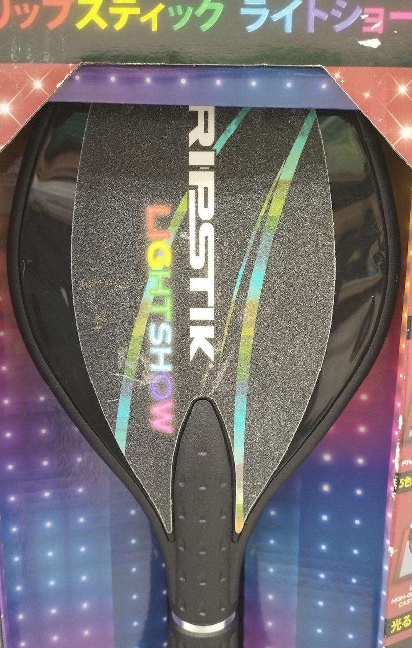 RIPSTIK LIGHTSHOW リップスティック 専用カバー付 ライトショー Amazon.co.jp: ラングスジャパン(RANGS) リップスティックライト