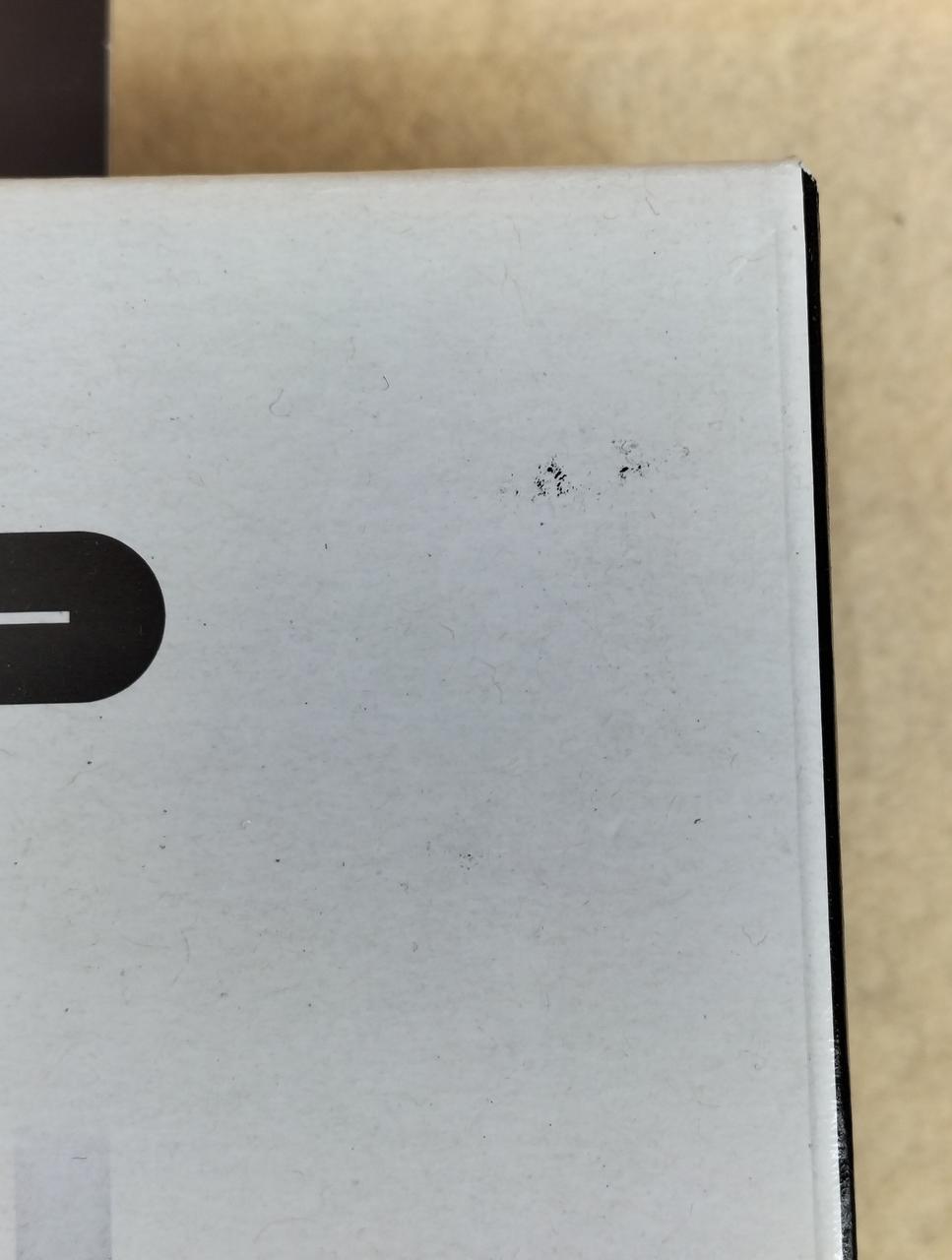 箱にキズ汚れスレあります