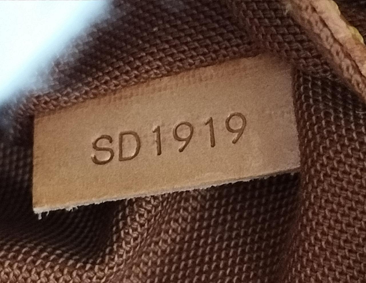 SD1919 の刻印あります