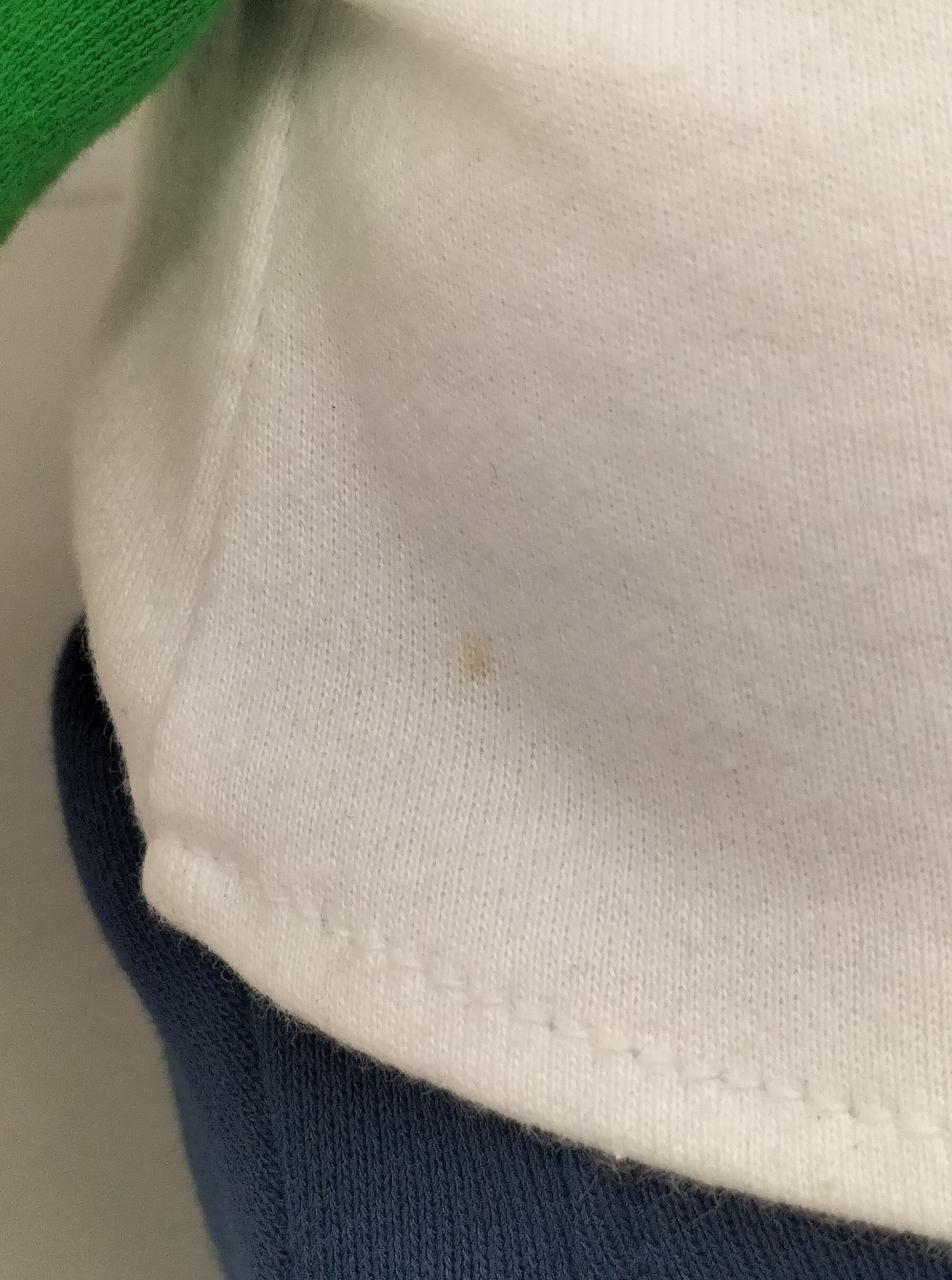 衣類，シミ毛羽立ちあります