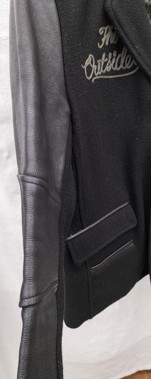 折りたたみ跡あります