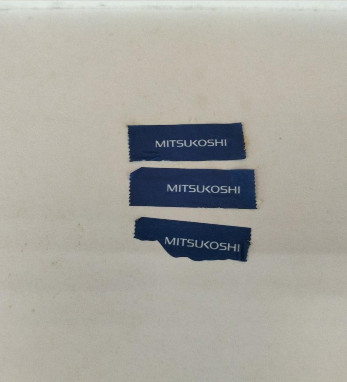 汚れ　シールあり