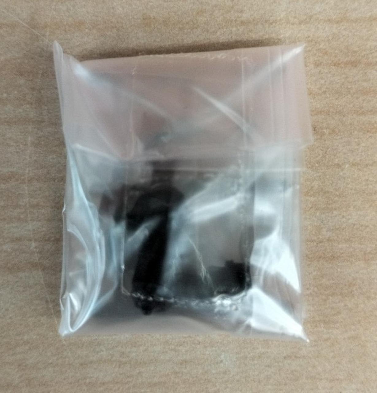 パーツ未開封です