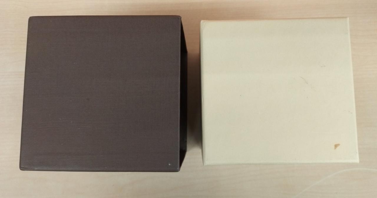 底部分、汚れあります