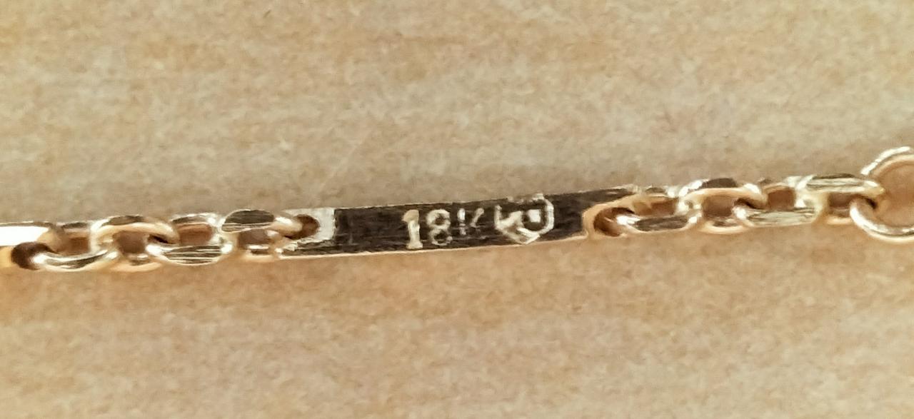 18k の刻印あります