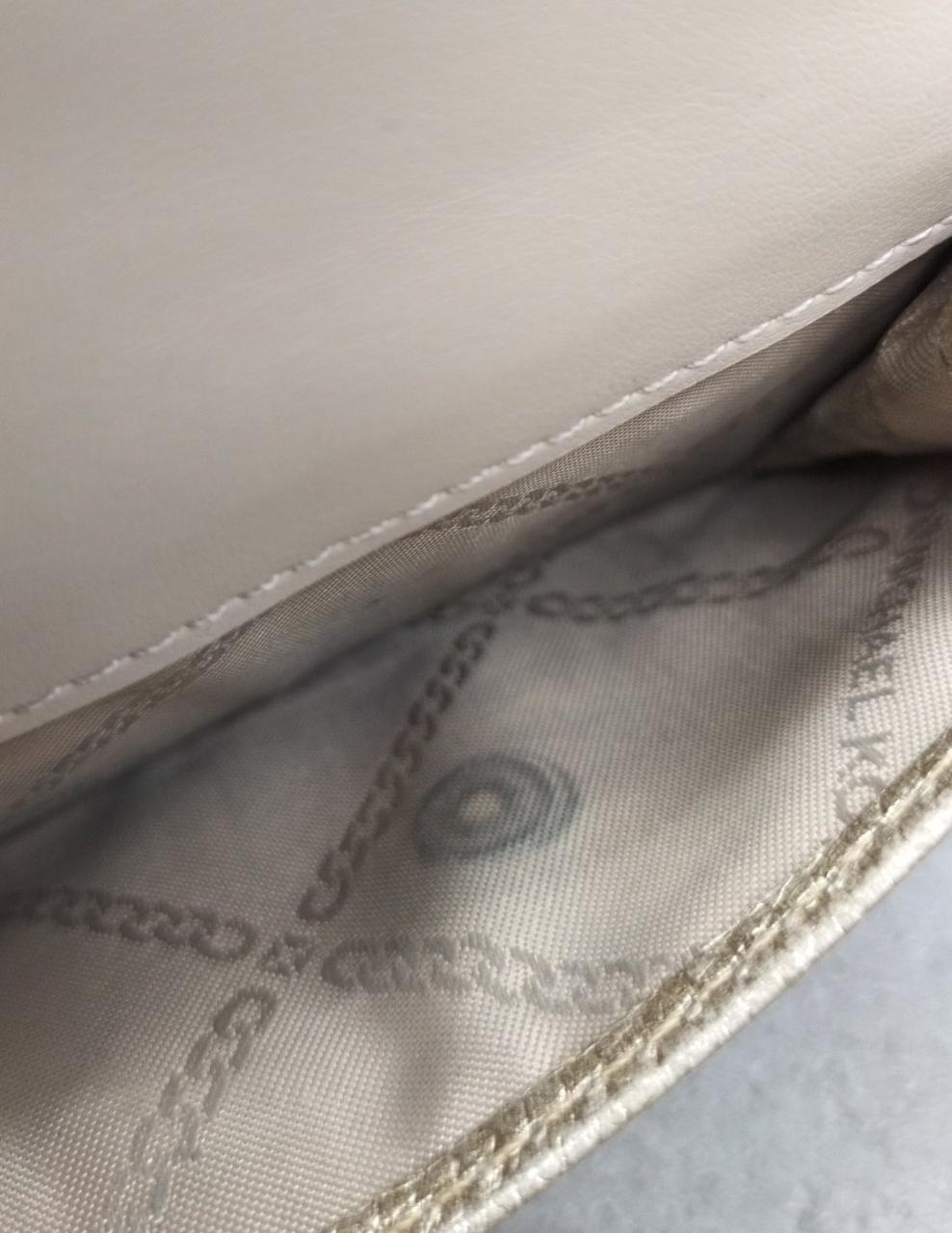 汚れあります。