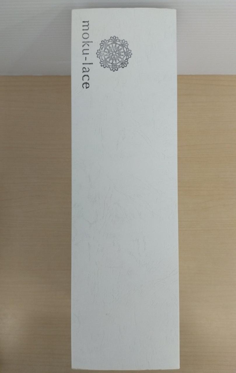 箱にキズ汚れあります