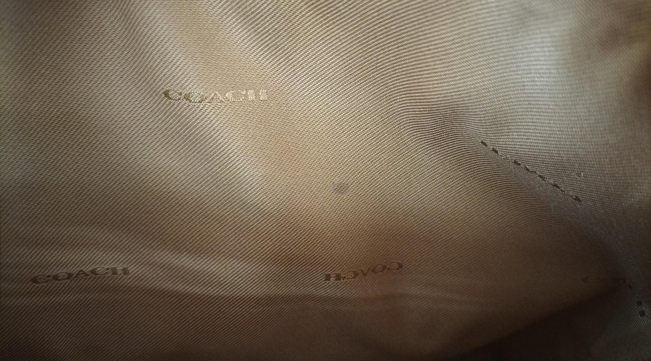 画像中央シミあり