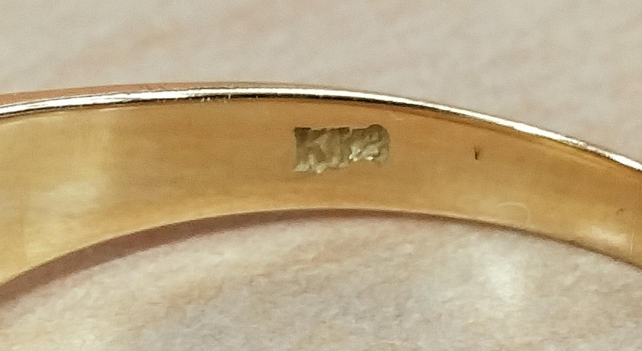 K18 の刻印あります