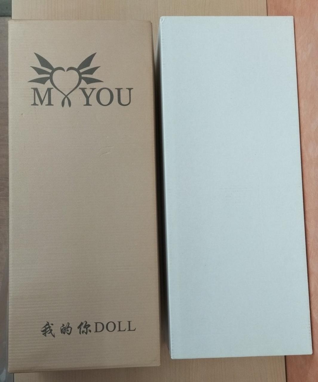 人形が入っていた箱です。汚れキズあります