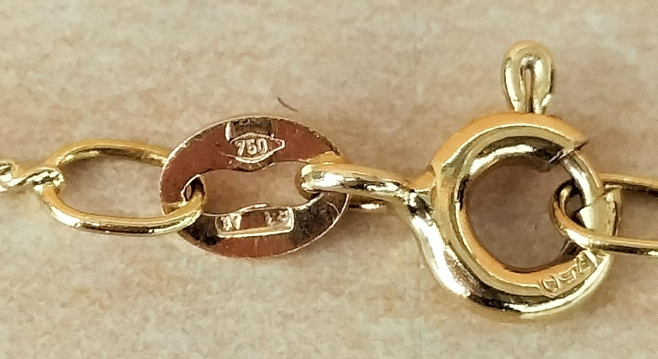 750 の刻印あります