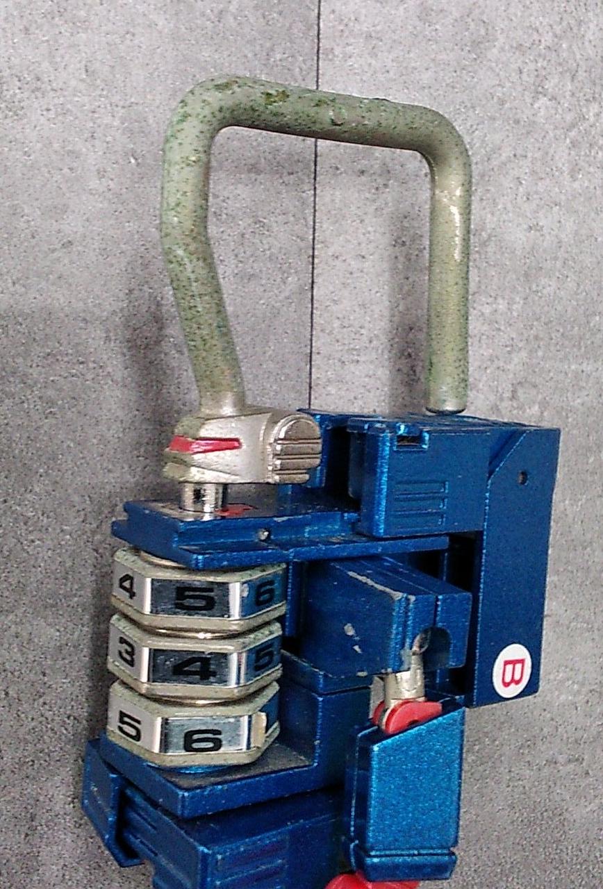 サビ、キズあり